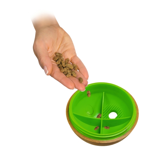 KONG Bamboo Feeder Ball - Befüllbarer Futterball