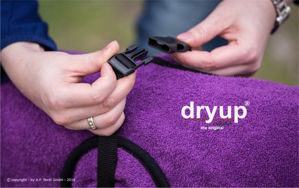 Dryup Cape Hundebademantel bilberry lila